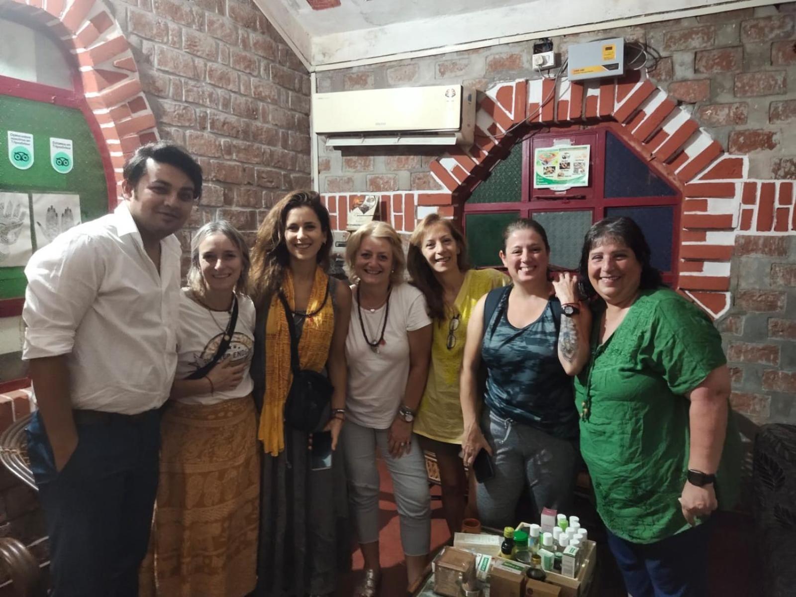 Khajuraho Glory Homestay Exterior photo